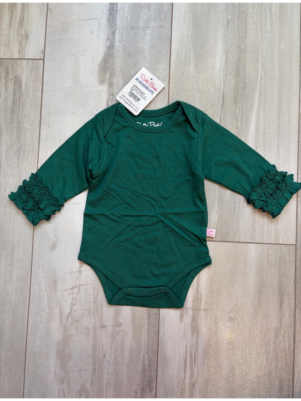 NWT RuffleButts Green Long Sleeve Basic Ruffle Layering Bodysuit, girls 3-6M